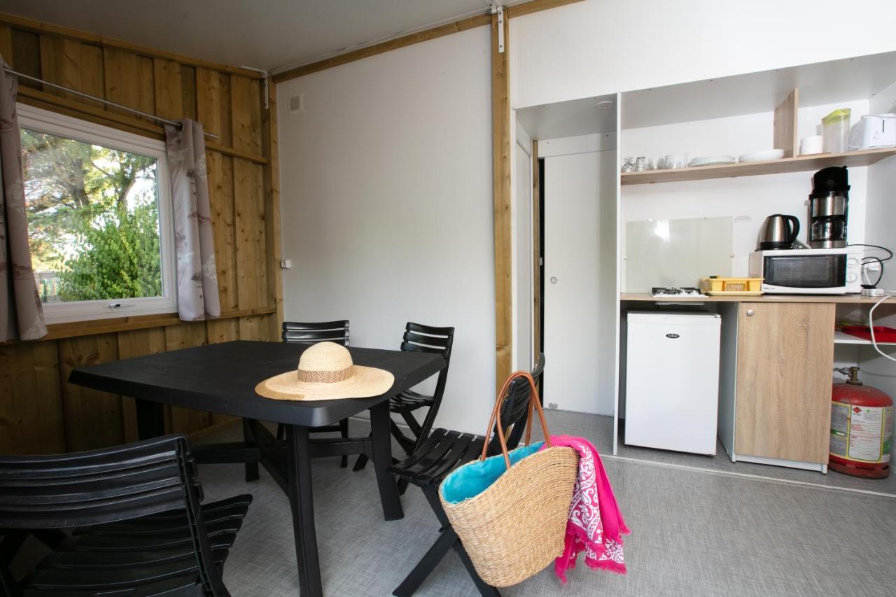 Camping La Belle Etoile Мелён Экстерьер фото